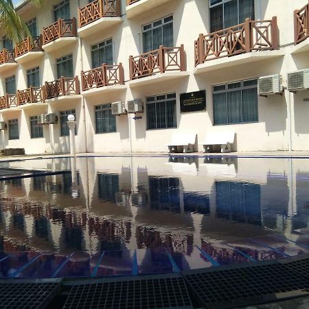 โรงแรมเซรี มาเลเซีย กวนตัน ภายนอก รูปภาพ